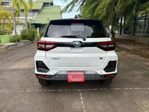 Toyota Raize Hybrid Autoparking 2026