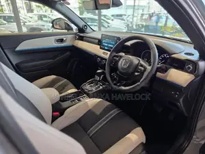 Honda Vezel Z Play Moonroof 2026
