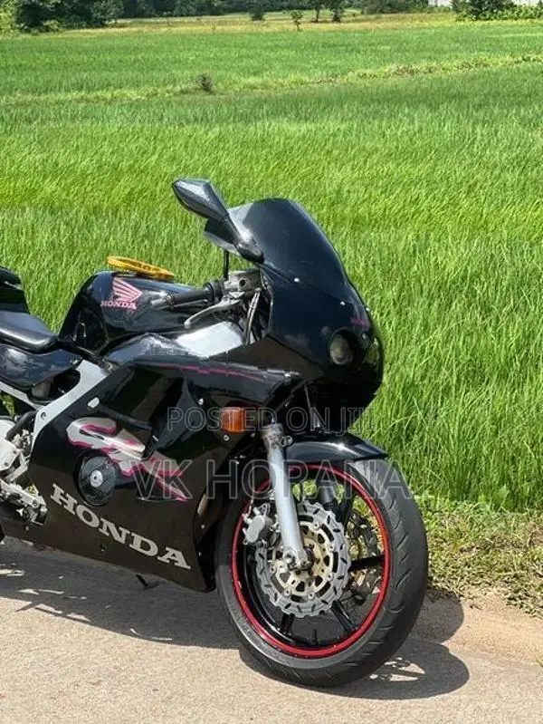 Honda CBR Gullarm 2017