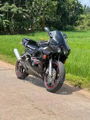 Honda CBR Gullarm 2017