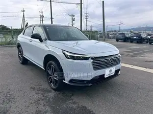 Honda Vezel Z PLAY MOON ROOF 2026