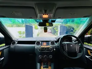 Land Rover Discovery 4 SDV6 Vogue 2014