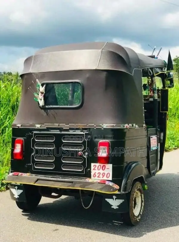 Bajaj RE 1994
