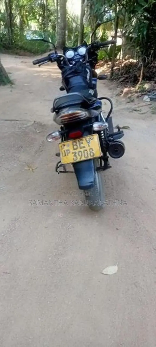 Bajaj Discover 125 2016