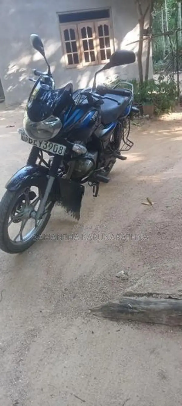 Bajaj Discover 125 2016