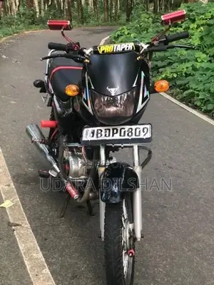 Bajaj CT100 2016