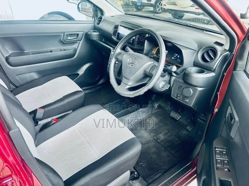 Daihatsu Mira 2025
