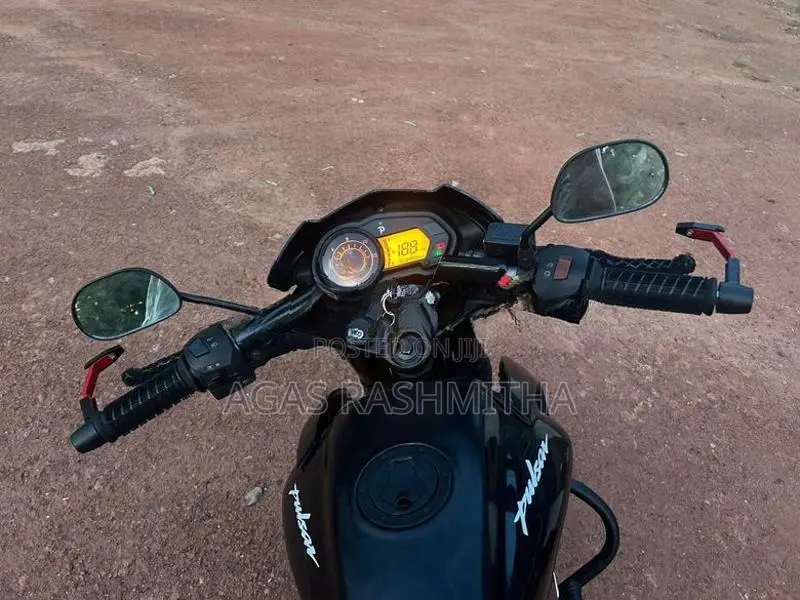 Bajaj Pulsar 135 LS 2016
