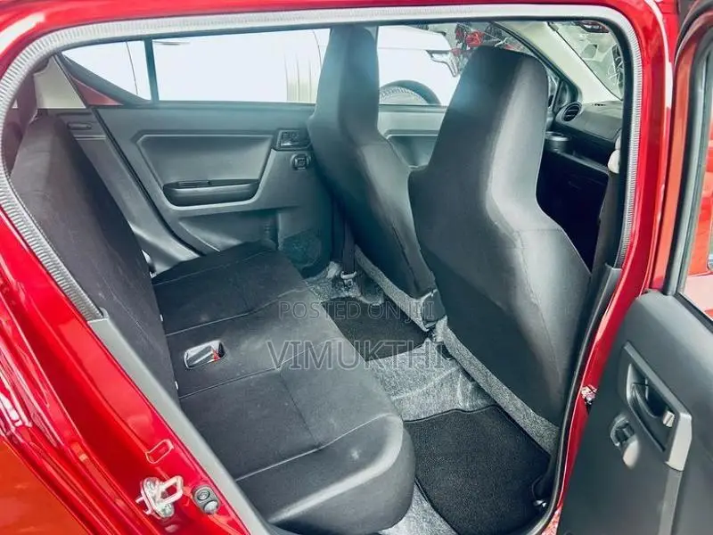 Daihatsu Mira 2025