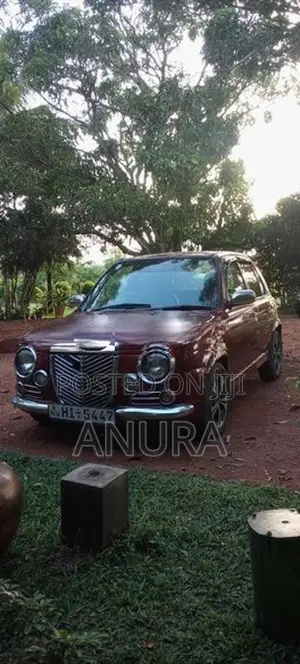 Nissan March K11 2000