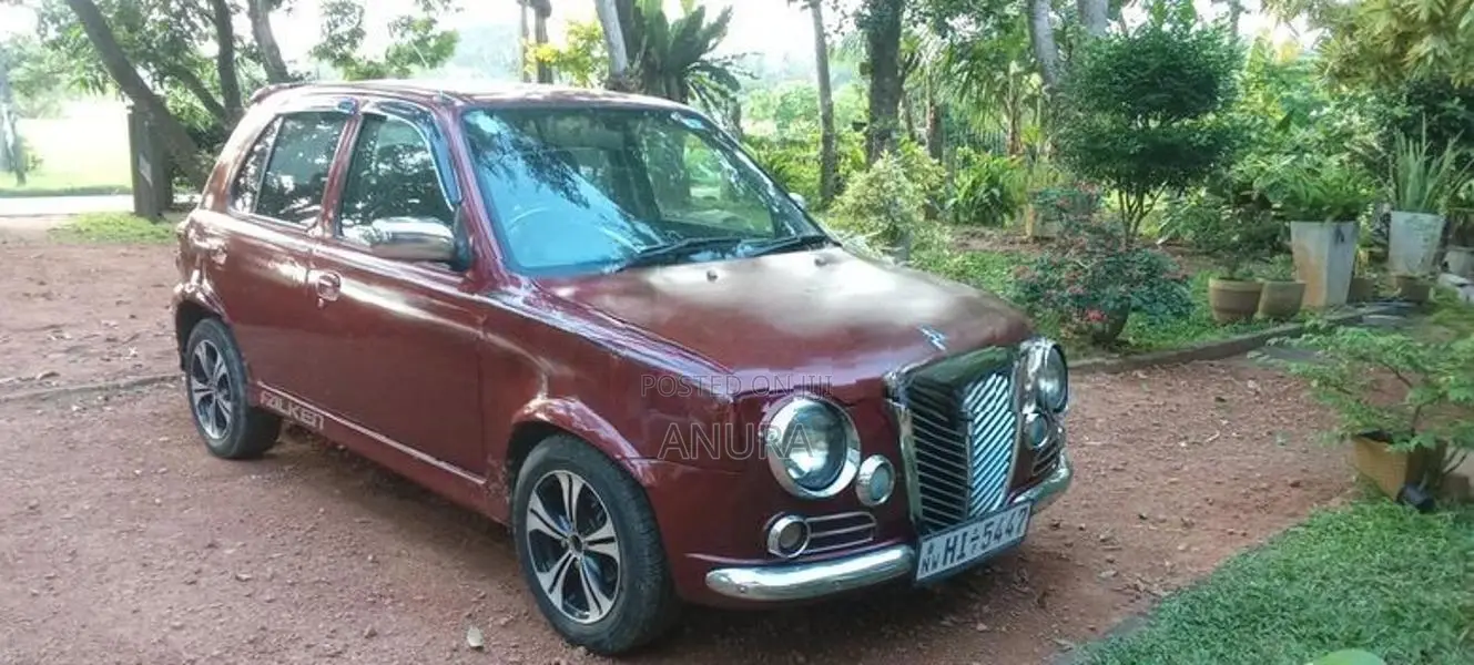 Nissan March K11 2000