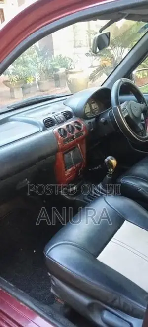 Nissan March K11 2000