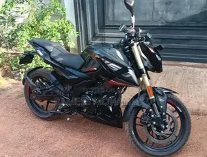 Bajaj Pulsar N160 Premium 2026