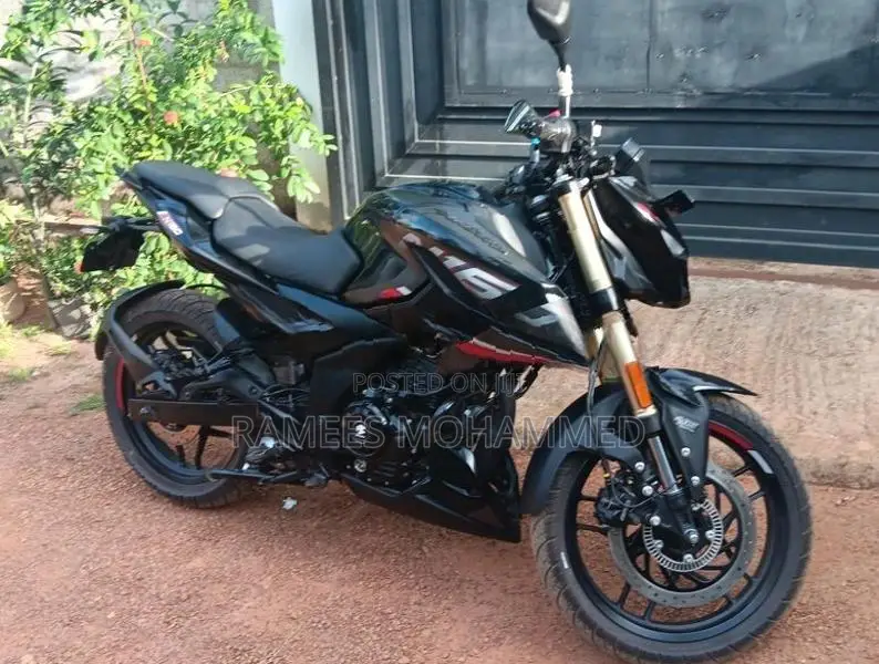 Bajaj Pulsar N160 Premium 2026