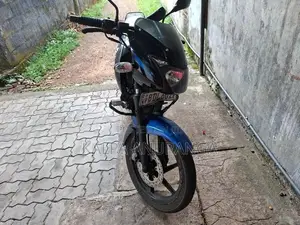 Bajaj Pulsar 150 2015