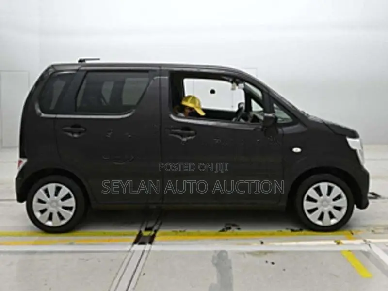 Suzuki Wagon R FX 2024
