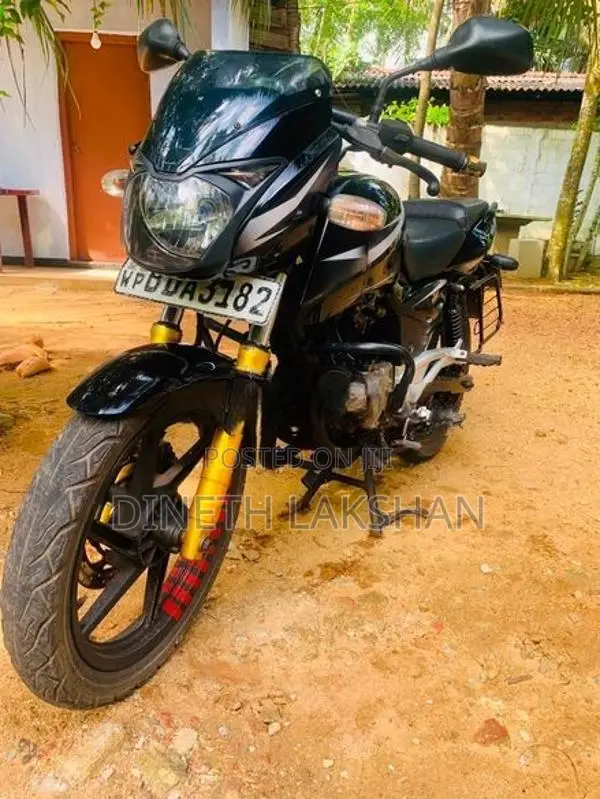 Bajaj Pulsar 180 Pulser 2015