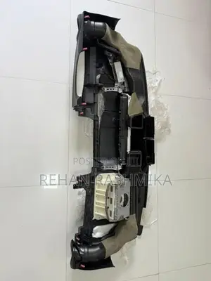 Toyota Aqua Dashboard Japan with Airbag