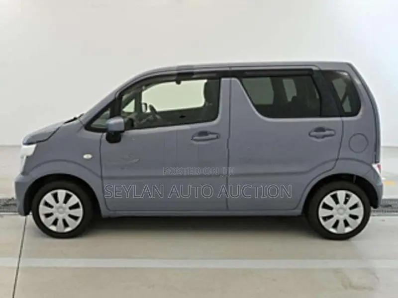 Suzuki Wagon R FX 2024