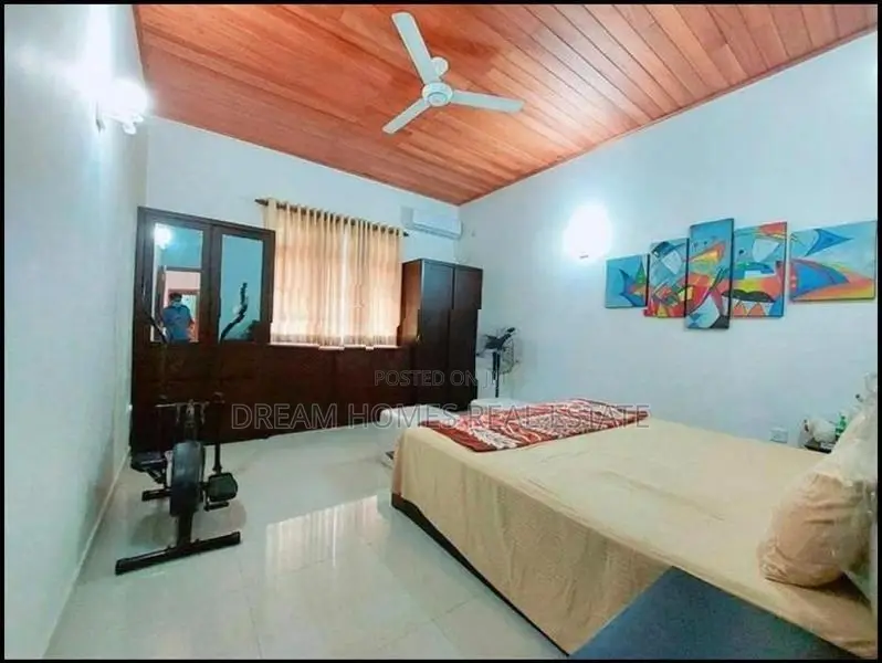 Spacious Modern House for Sale in Makandana, Piliyandala