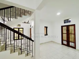 House for Sale in Athurugiriya – Olympus Residencies