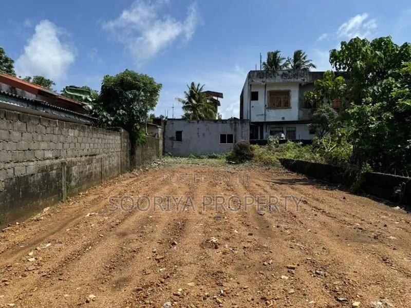 Boralesgamuwa Town Highly Residential Land for Sale
