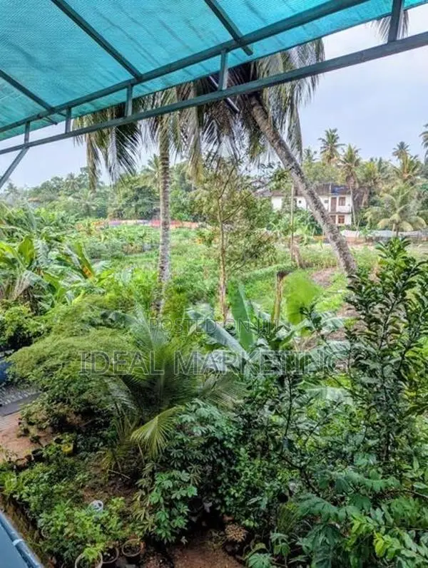 Spacious House for Sale - Homagama (em653)