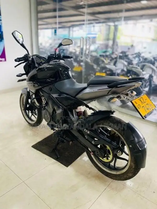 Bajaj Pulsar NS200 2012