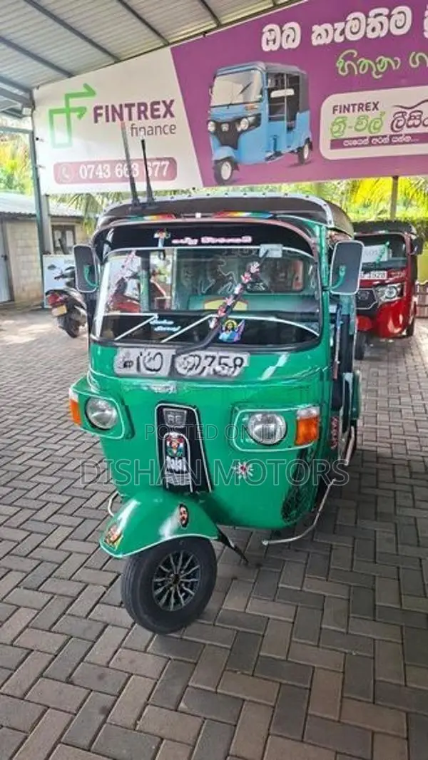 Bajaj RE 4 Stroke 2011