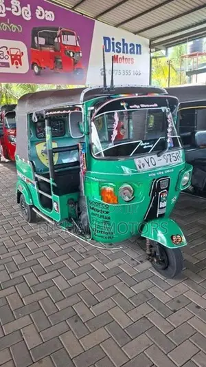Bajaj RE 4 Stroke 2011
