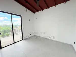 Luxury House for Sale in Battaramulla
