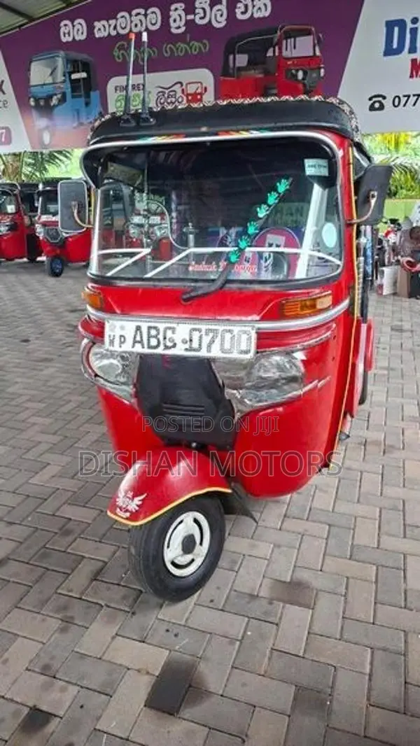 Bajaj RE 4 Stroke 2015