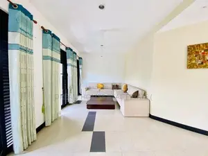 Beautiful Family Home for Sale – Athurugiriya