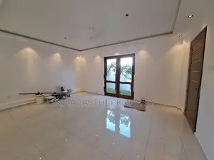 Malabe Town Luxury House for Sale
