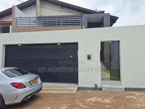 Brand New Architecture Designed Luxury House for Sale in Battaramulla