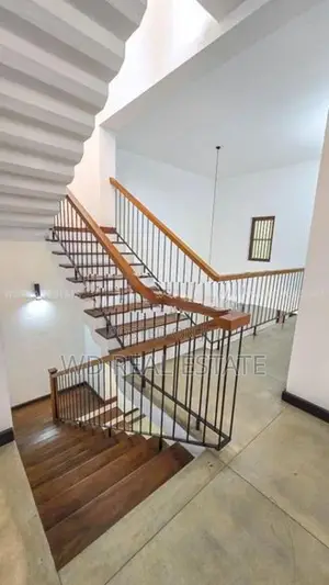 Nawala 8 Perch 3 Storey 5BR Super Luxury House For Sale