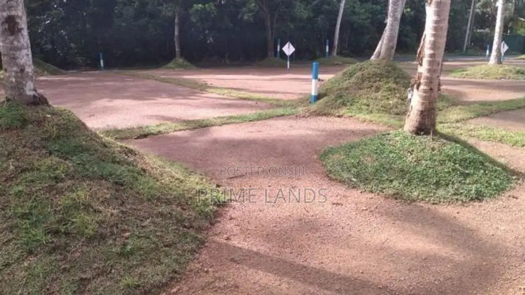 Athurugiriya , Residential Land for Sale in Boralugoda Rd