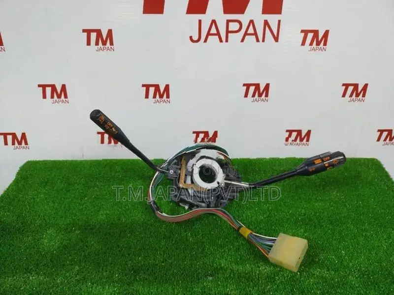 Nissan UD Head Lamp Switch