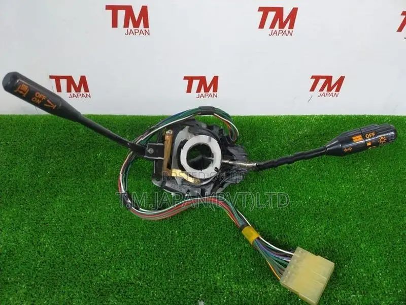 Nissan UD Head Lamp Switch