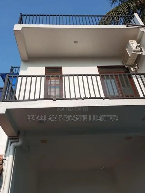 2 Story House For Sale in Piliyandala Kahapola - EH414