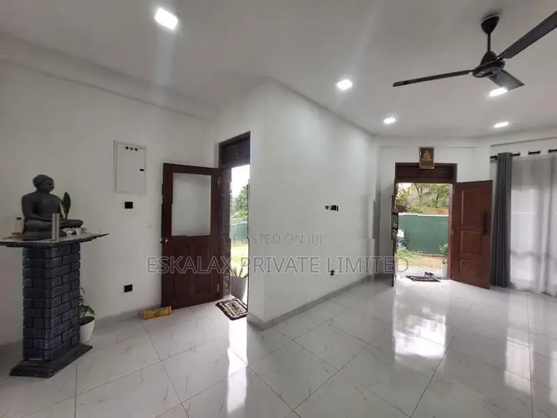 Two Storey Brand New House for Sale - Piliyandala Kesbawa EH417