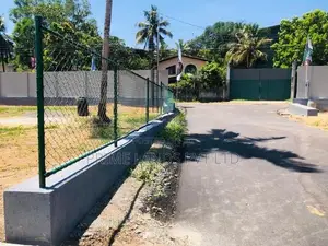 කුරුණෑගල නගරයෙන් ඉඩමක් විකිණීමට