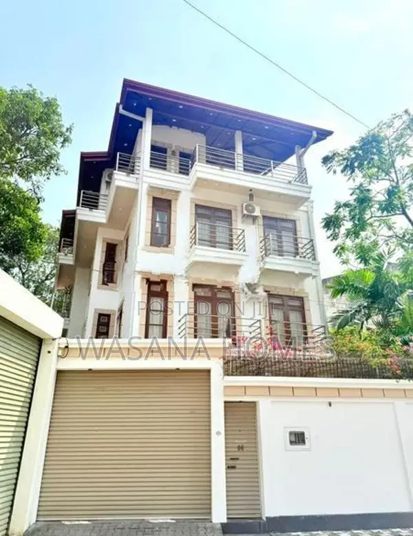Super 3 Story House for sale Colombo 10