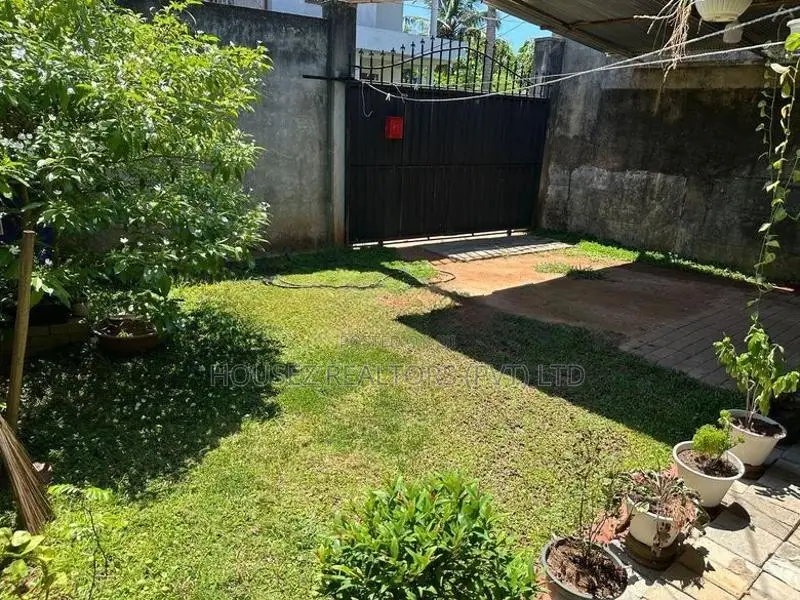House for Sale Katubedda, Moratuwa