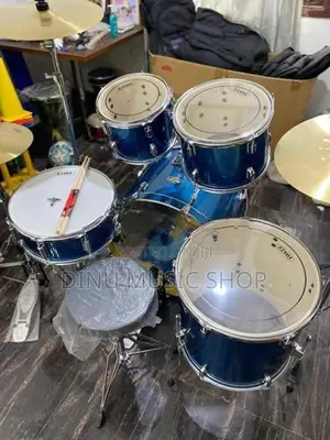 Acoustic Drum Set