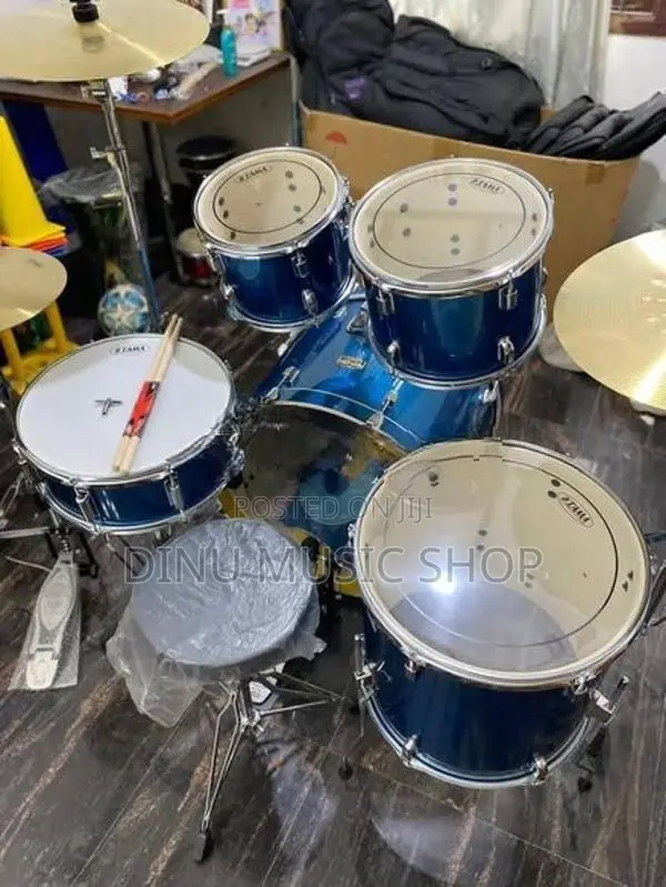 Acoustic Drum Set