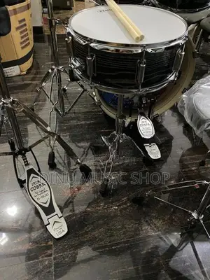Acoustic Drum Set