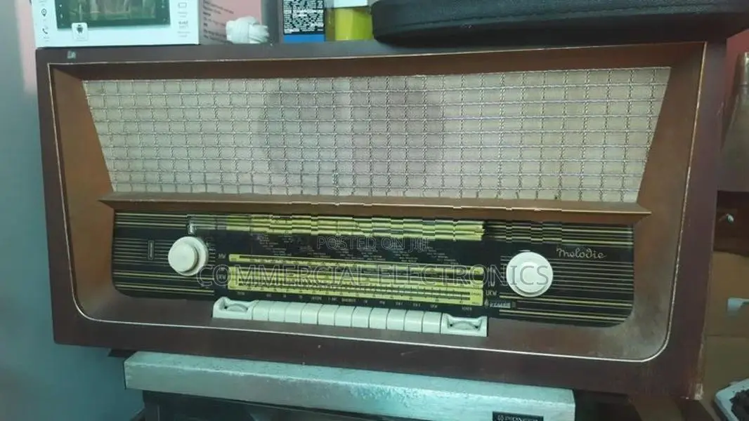 Antique Valve Radio