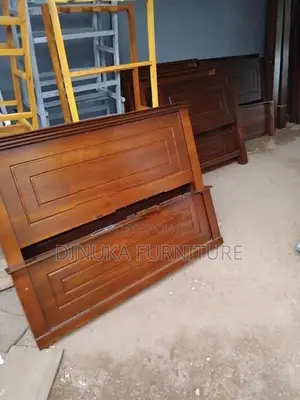 Teak bed