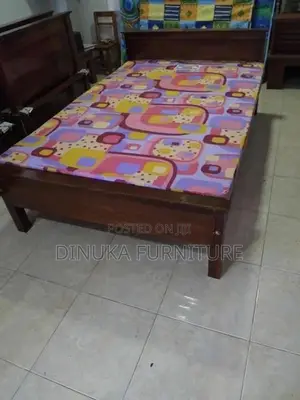 Bed 6ft *4ft